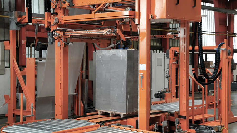 Pallets Shrink Wrapping system for sharp-edged building materials without steel strapping
